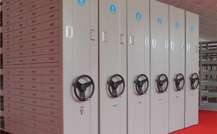 檢查密集架排列位置是否合理 檢查密集架排列位置是否合理