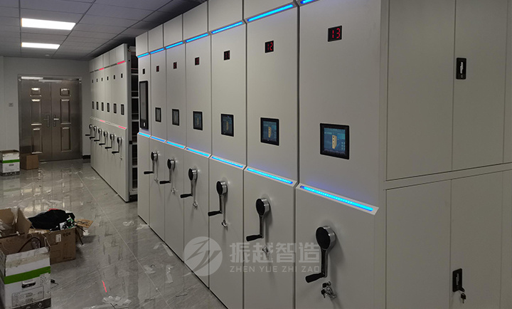 1693472123155453.jpg 智能電動(dòng)密集柜軌道式移動(dòng)檔案架 (50).jpg